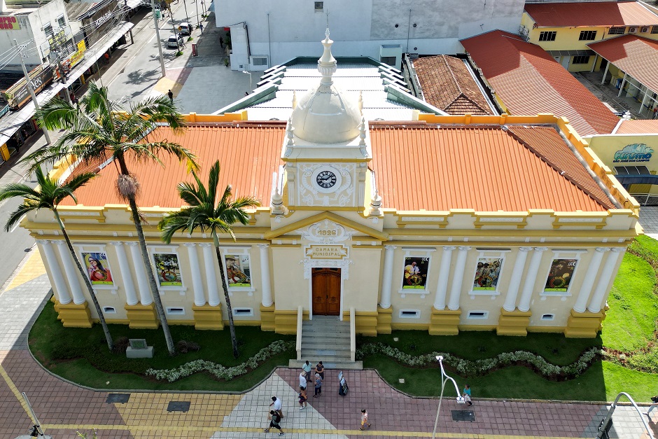 Exposição ‘Ontologia da Forma’