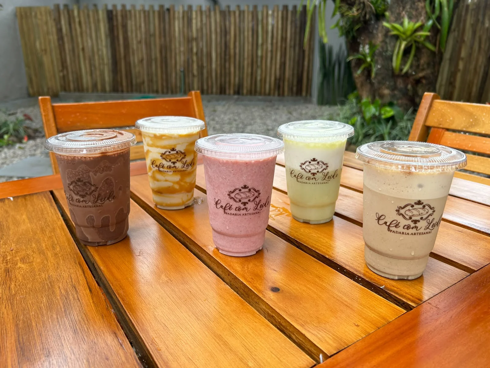 Padaria artesanal de Ubatuba, Café com Leide, lança nova linha de smoothies proteicos